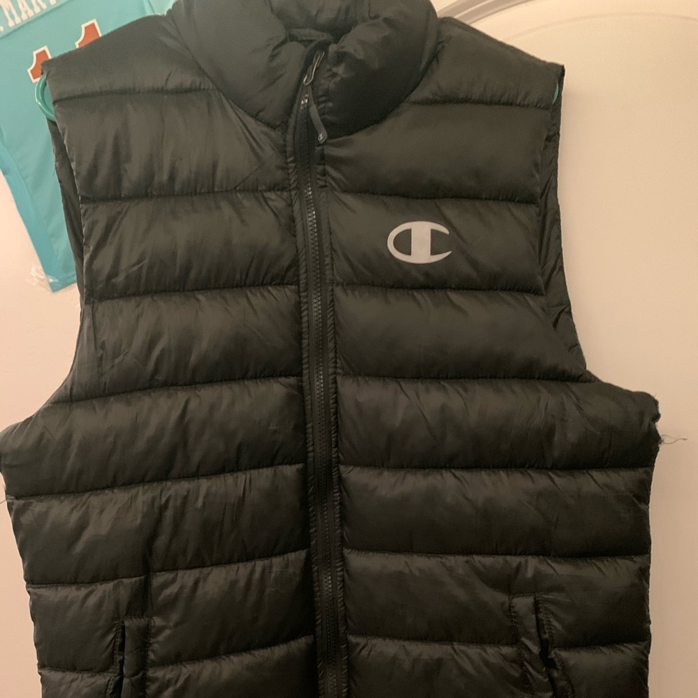 Champion vest